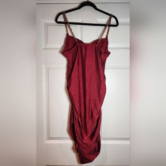 Shein Burgundy Red Padded Ruched Fitted Dress With Gold Chain Colored Straps L - Picture 5 of 5